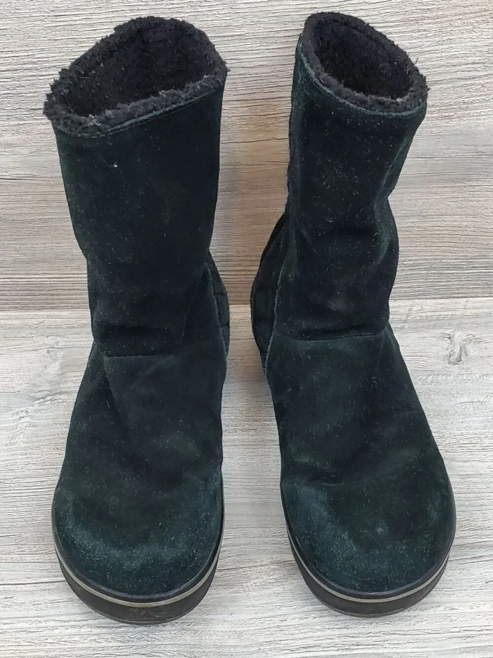 Sorel women's Glacy NL waterproof mukluk style boots